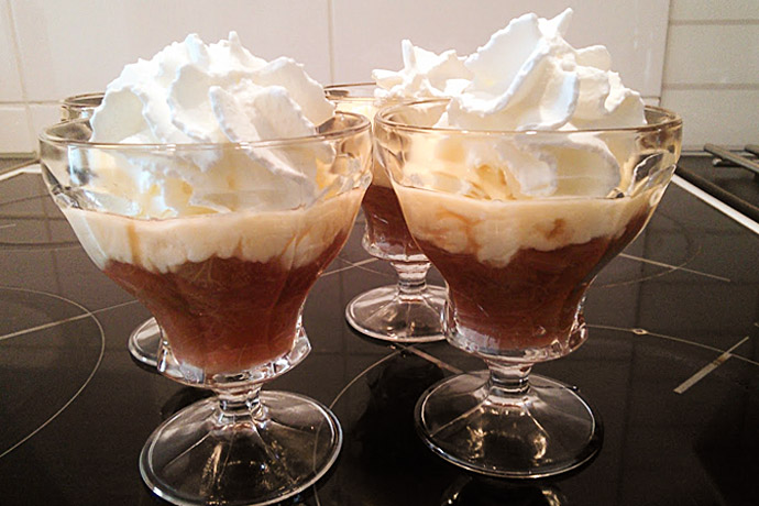 rabarber-trifle