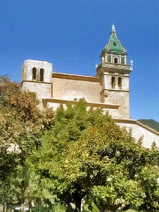 valldemossa-kerk-toren