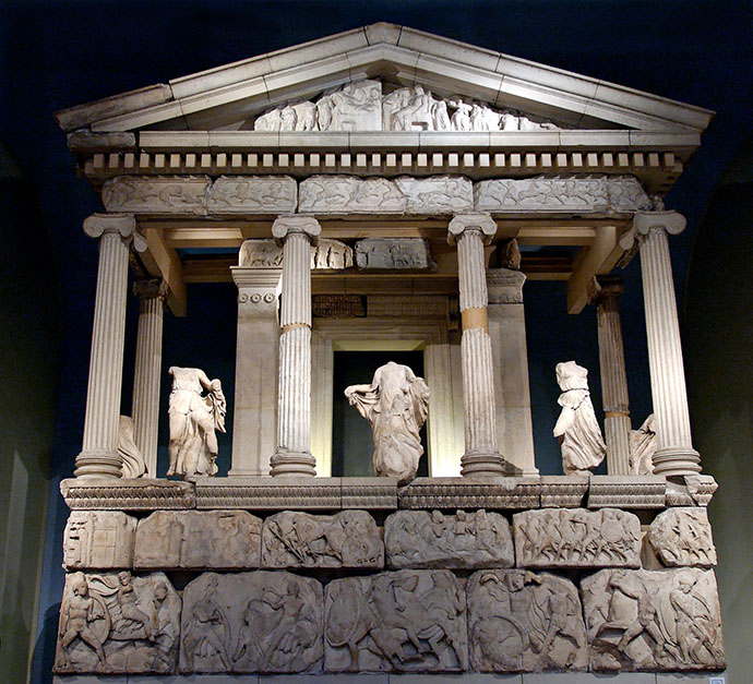 Reconstructie van het Nereidenmonument van Xanthos in het British Museum