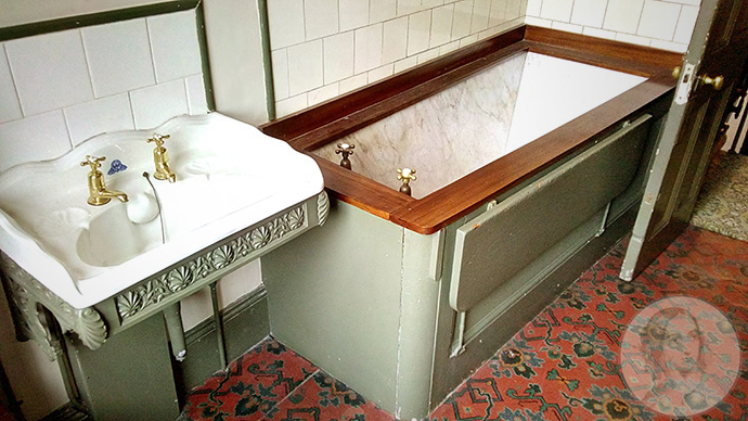 linley sambourne badkamer met marmeren bad