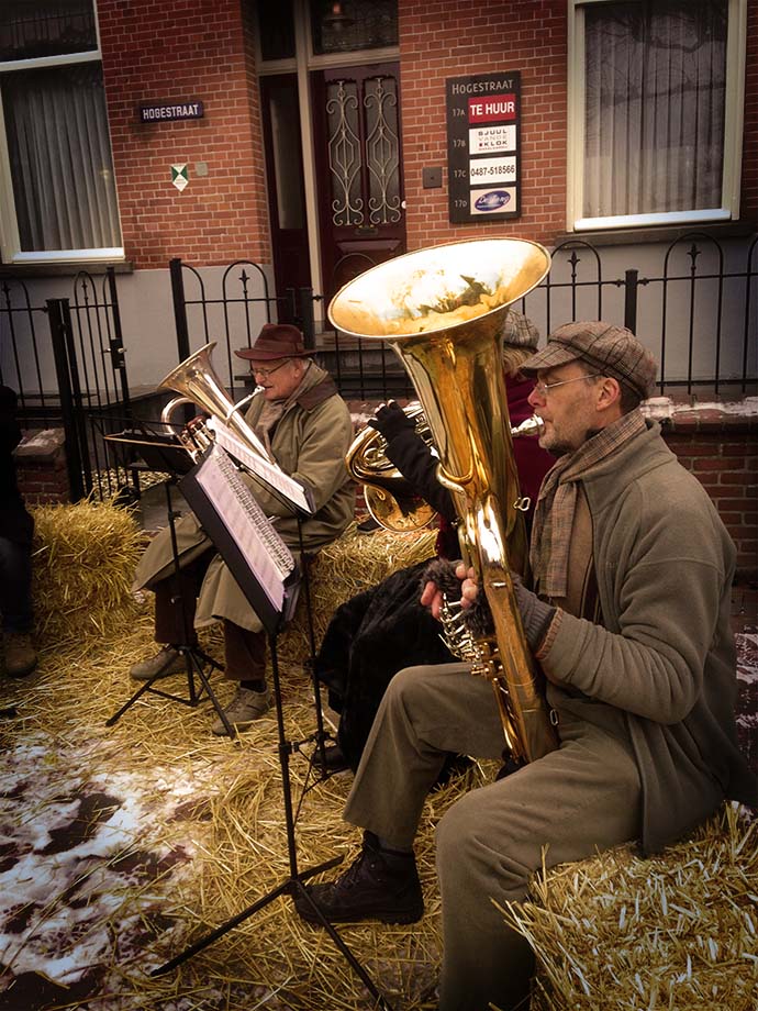 dickens-druten-christmas-carol-kerst-blaaskapel