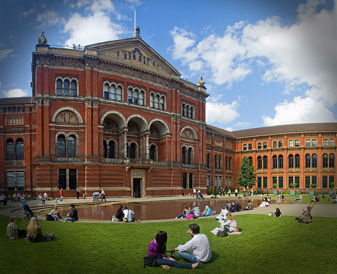 londen-victoria-albert-museum-gebouw-entree