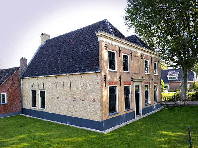 De gerestaureerde buitenkant van de voormalige boerderij van Adriaan Leeuwenhoek in Hekendorp in 2019.