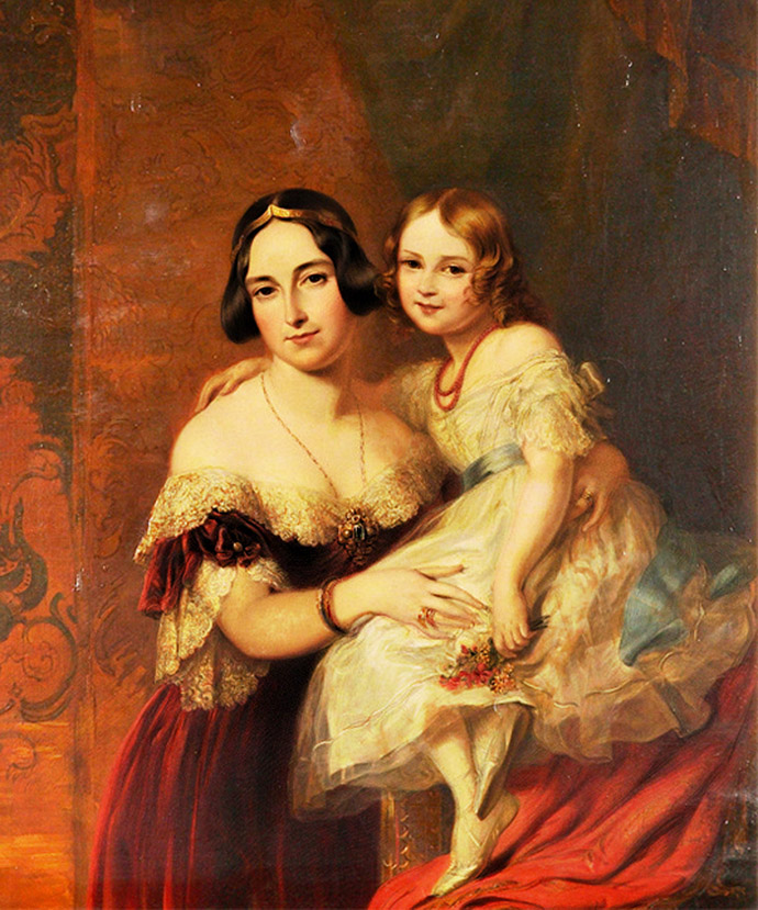 Prinses Feodora van Lohenhohe-Langenburg met haar dochter, Prinses Adelheid, hier ongeveer zes jaar oud, op een schilderij door Richard James Lane, gecombineerd met het originele ontwerp op een schets door de schilder Sir George Hayter, uit 1841. Compilatie door My inner Victorian.