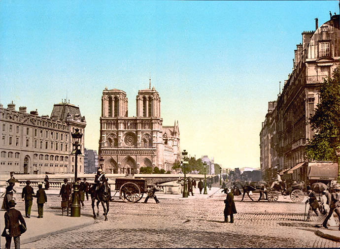 Fotochroom van de Notre-Dame in Parijs, periode 1890-1900 [Publiek domein].